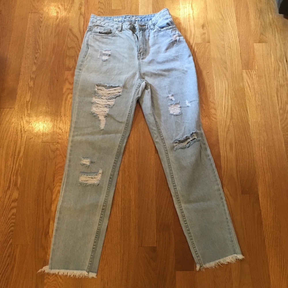 DENIM MOM JEANS
